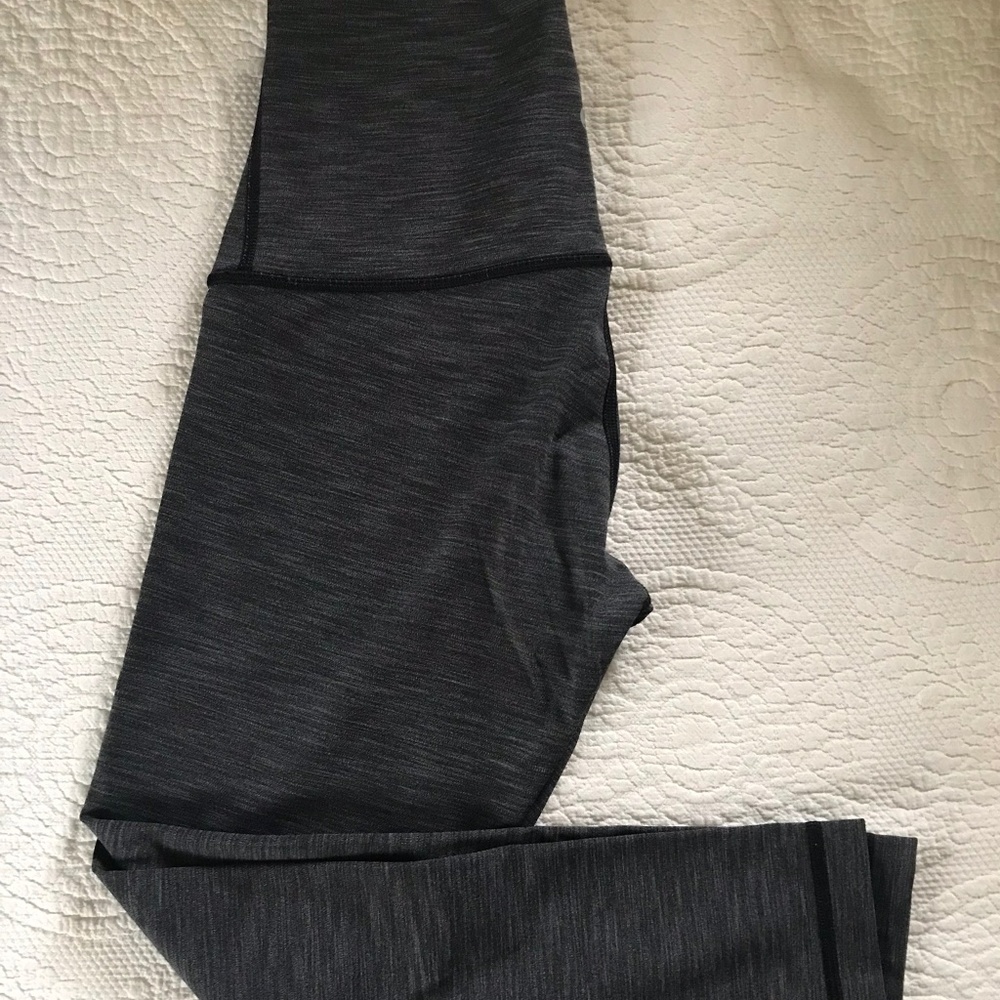 lululemon high rise wunder under crop size 6